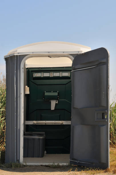 Best Sanitation services for porta potties  in Mazomanie, WI